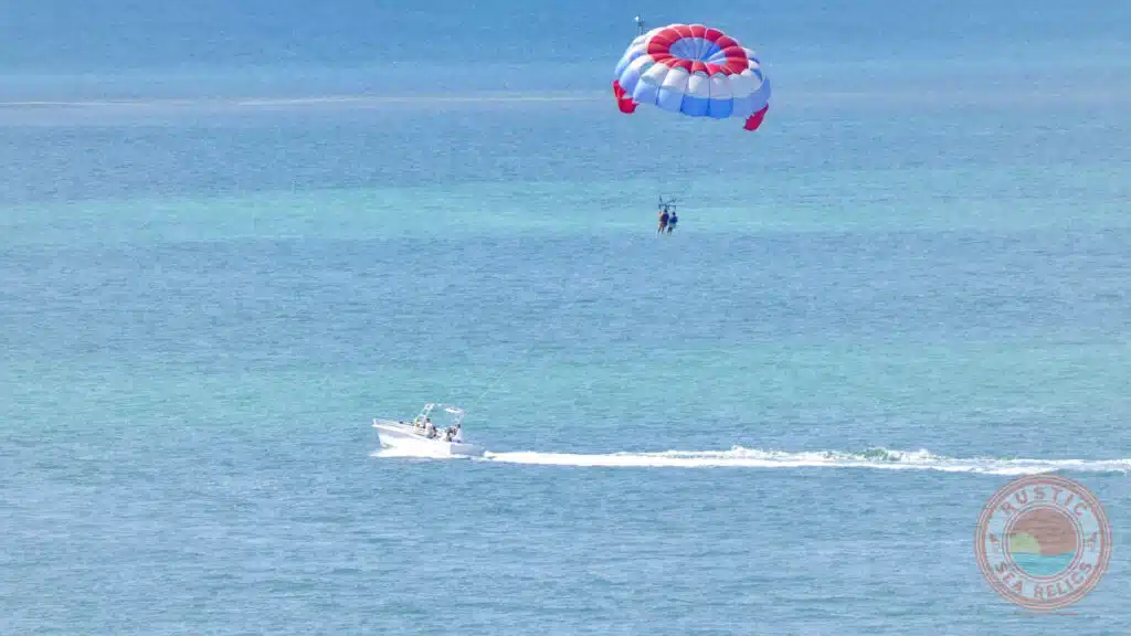 parasailing in Destin Florida